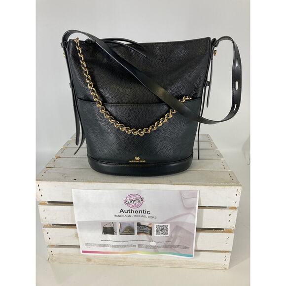 MICHAEL KORS, LARGE BLACK PEBBLED LEATHER SHOULDER BAG - Picture 1 of 11